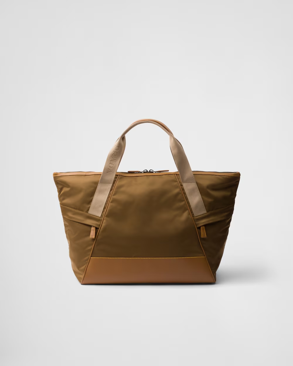 PRADA Brown Borsa a mano da viaggio in Re-Nylon e pelle